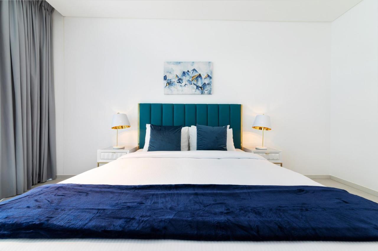 Maison Privee - Luxury, Spacious, Modern Near Burj Khalifa And Dubai Canal ภายนอก รูปภาพ
