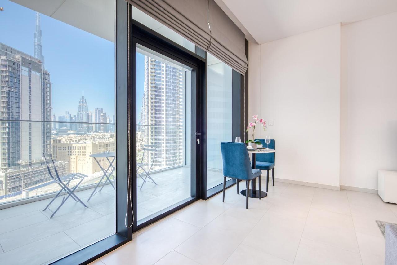 Maison Privee - Luxury, Spacious, Modern Near Burj Khalifa And Dubai Canal ภายนอก รูปภาพ