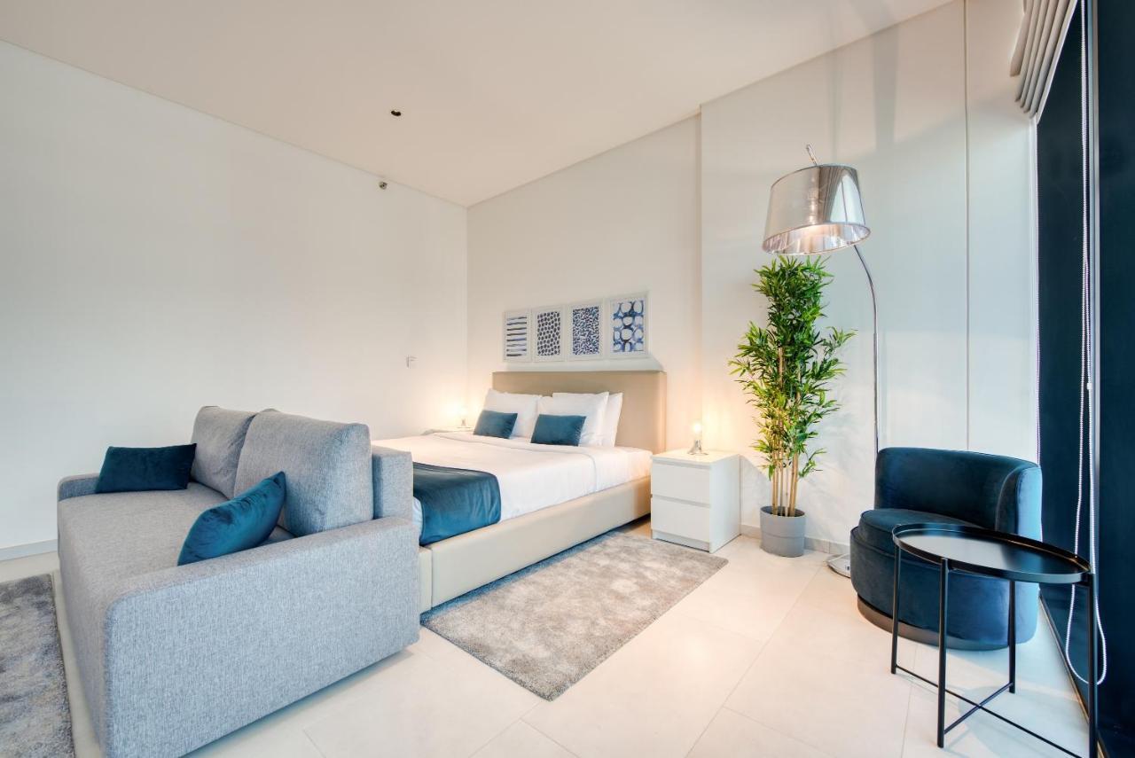 Maison Privee - Luxury, Spacious, Modern Near Burj Khalifa And Dubai Canal ภายนอก รูปภาพ