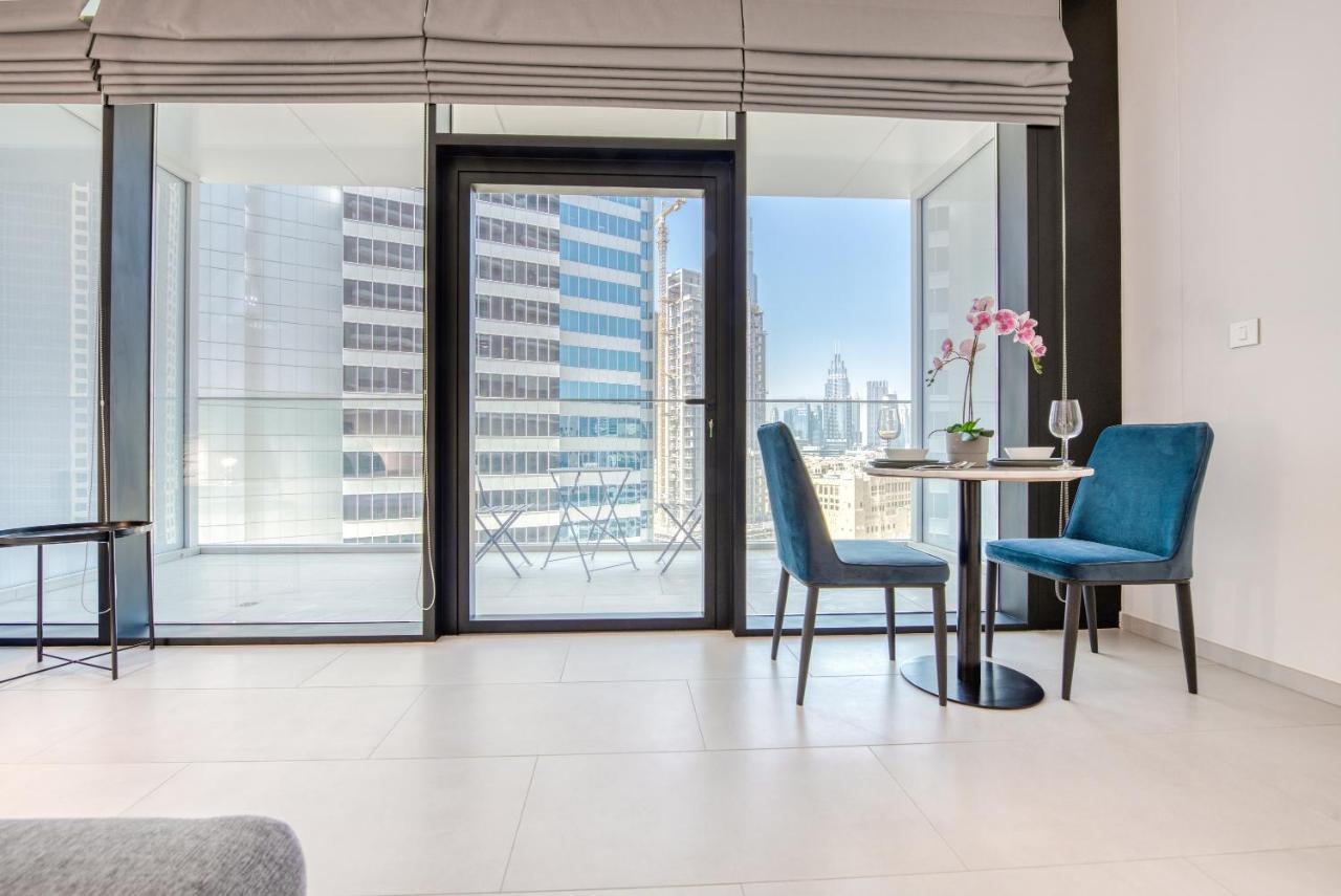 Maison Privee - Luxury, Spacious, Modern Near Burj Khalifa And Dubai Canal ภายนอก รูปภาพ