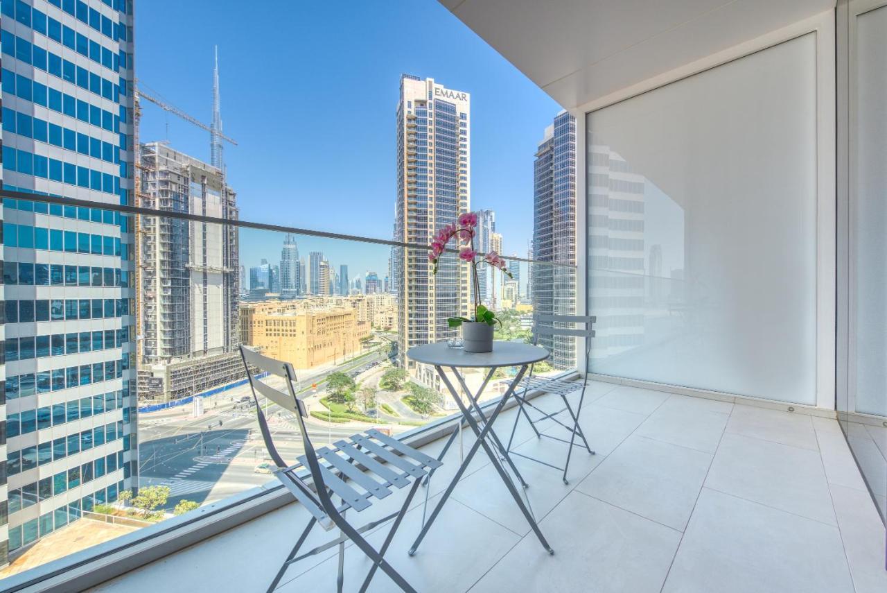 Maison Privee - Luxury, Spacious, Modern Near Burj Khalifa And Dubai Canal ภายนอก รูปภาพ