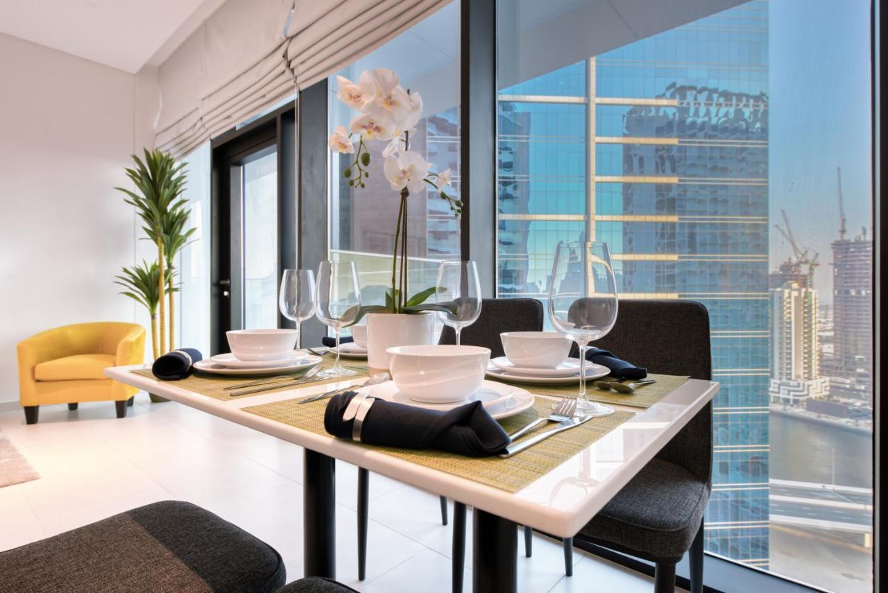 Maison Privee - Luxury, Spacious, Modern Near Burj Khalifa And Dubai Canal ภายนอก รูปภาพ