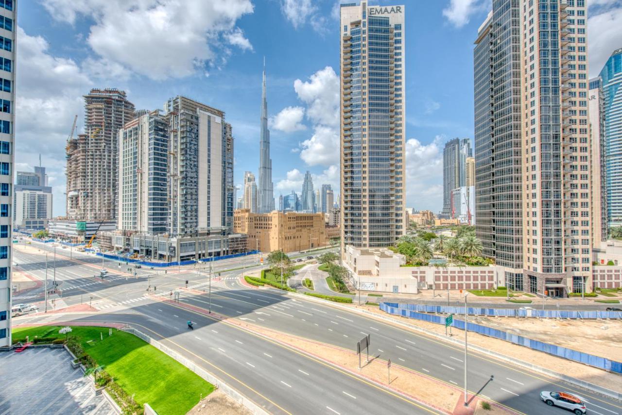 Maison Privee - Luxury, Spacious, Modern Near Burj Khalifa And Dubai Canal ภายนอก รูปภาพ