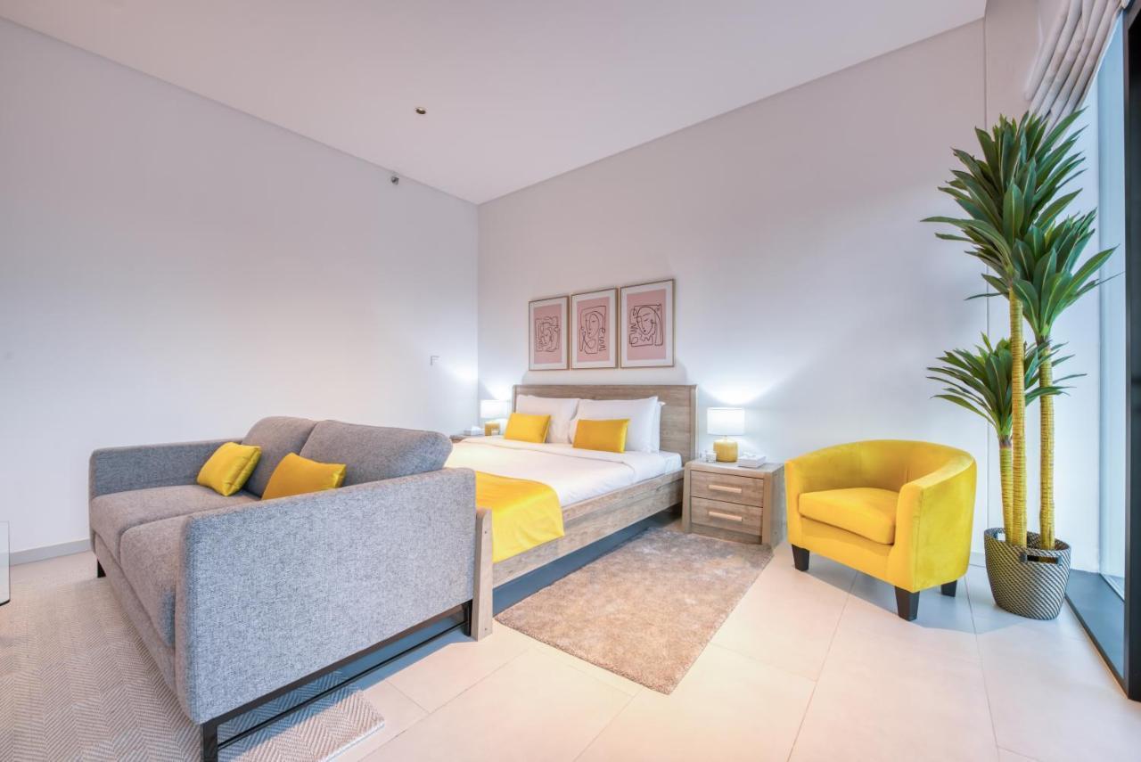 Maison Privee - Luxury, Spacious, Modern Near Burj Khalifa And Dubai Canal ภายนอก รูปภาพ