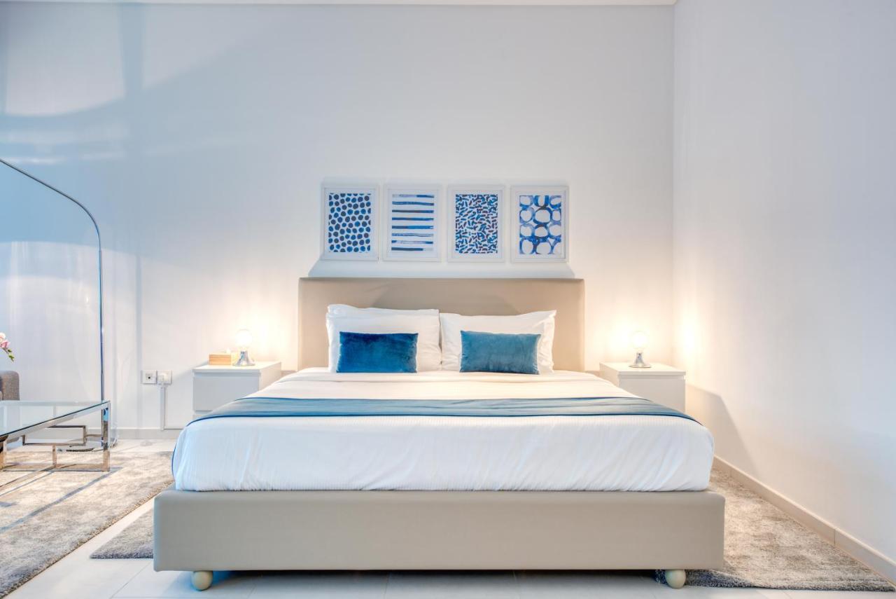 Maison Privee - Luxury, Spacious, Modern Near Burj Khalifa And Dubai Canal ภายนอก รูปภาพ