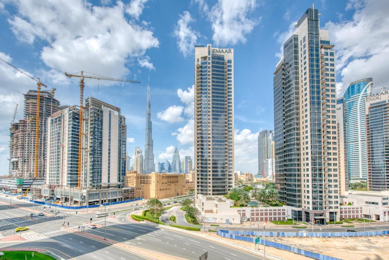 Maison Privee - Luxury, Spacious, Modern Near Burj Khalifa And Dubai Canal ภายนอก รูปภาพ