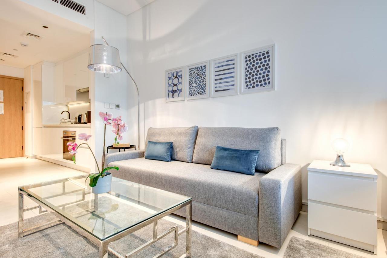 Maison Privee - Luxury, Spacious, Modern Near Burj Khalifa And Dubai Canal ภายนอก รูปภาพ